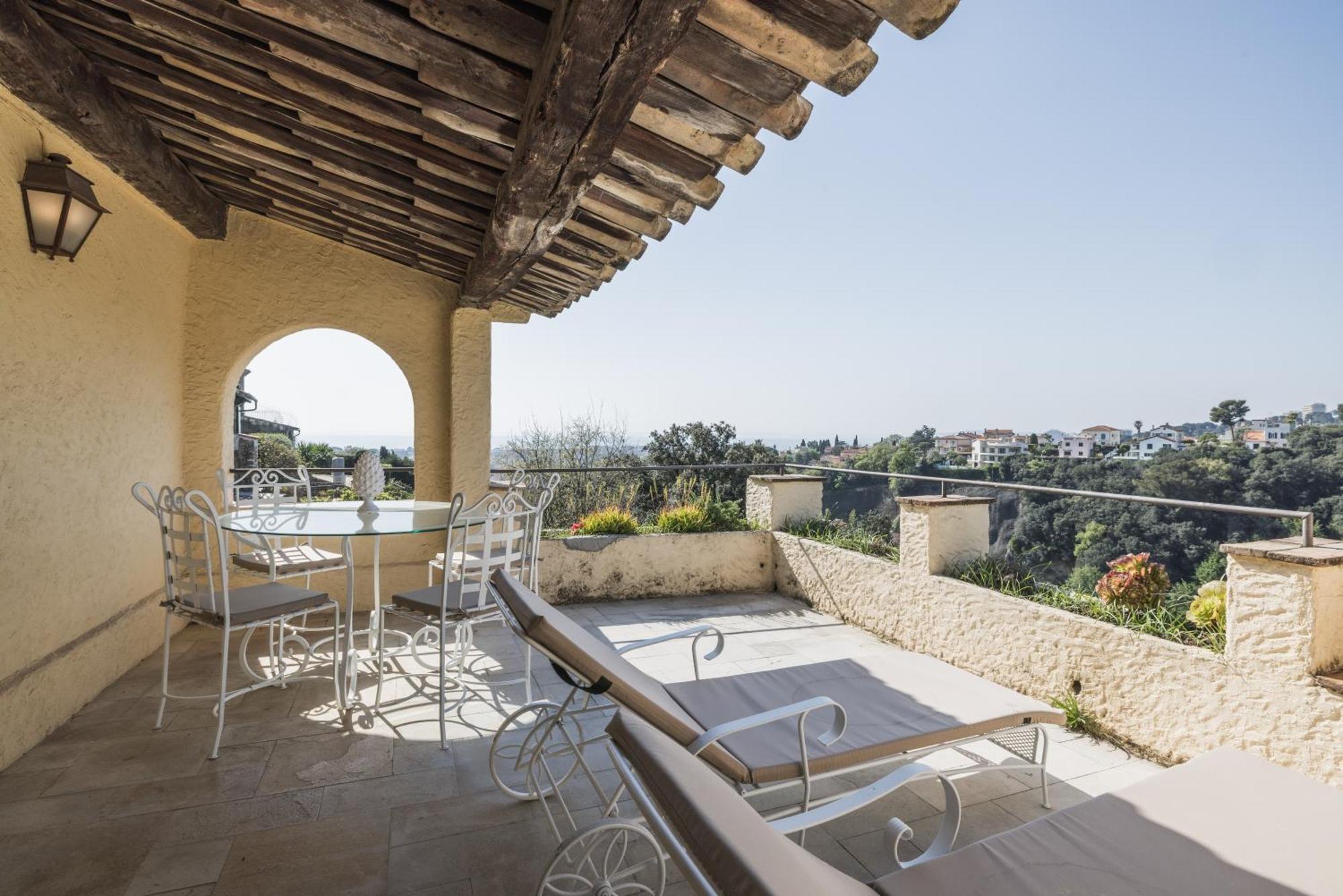 Chateau Le Cagnard كانيو سور مير المظهر الخارجي الصورة